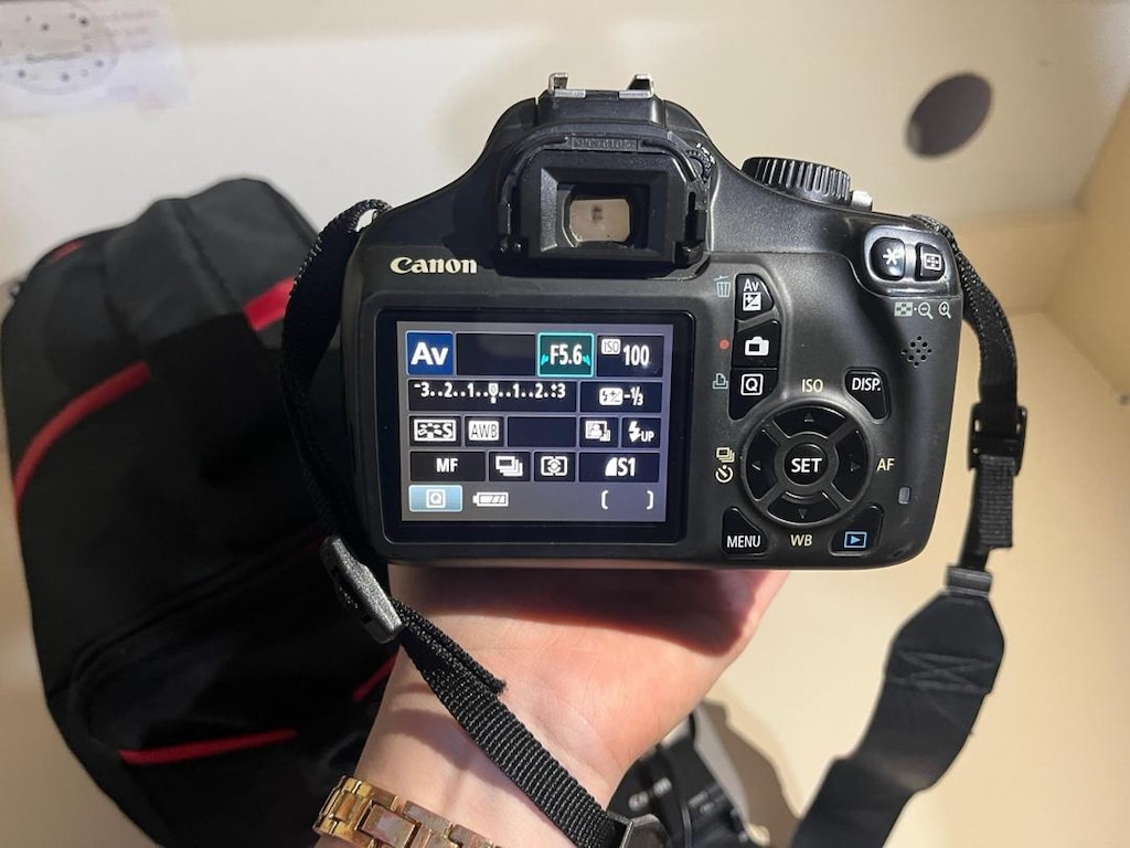 Canon 1100D Profesyonel Fotoğraf Makinesi - 2