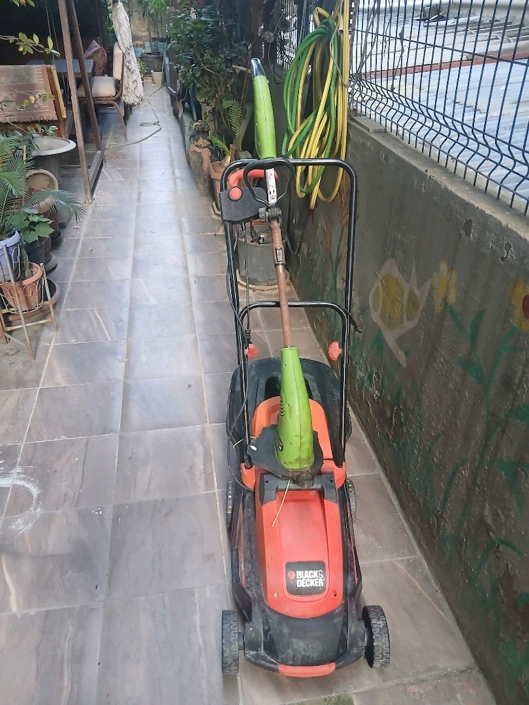 blacdecker çim biçme makinesi ve tırpanla beraber - 4