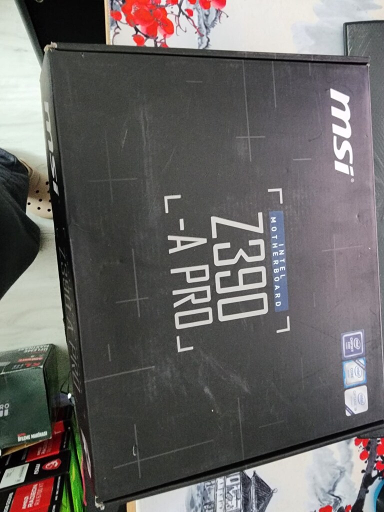 MSİ Z390A-PRO ANAKART SINIFININ LİDERİ
