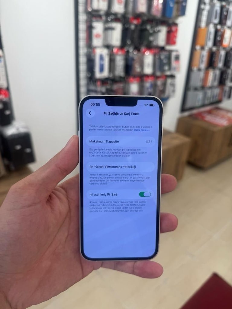 İphone 13 Beyaz 128GB - 2