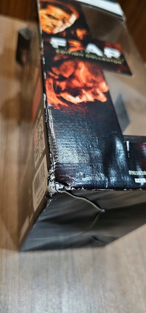 FEAR 3 COLLECTORS edition - 7