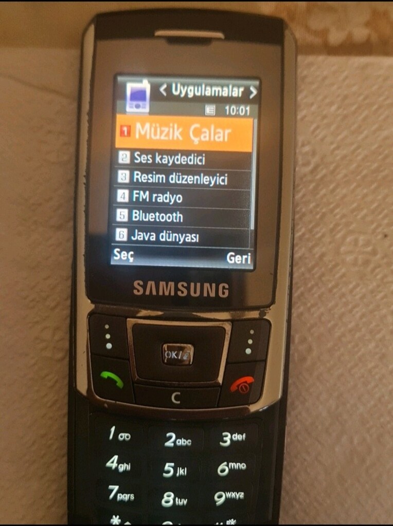 Samsung D900i - 4