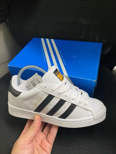 Adidas süperstar ithal kutulu indirimli son fiyat