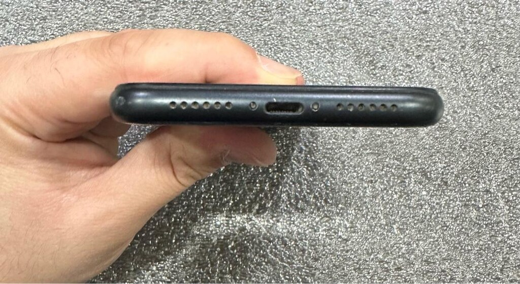I Phone Xr 64 Gb - 5