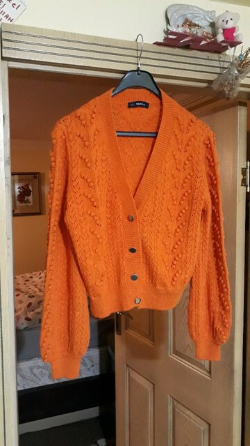 DALVIN KNIT TL.236.V.YAKA balon kol hırka turuncu. L.40. BEDEN