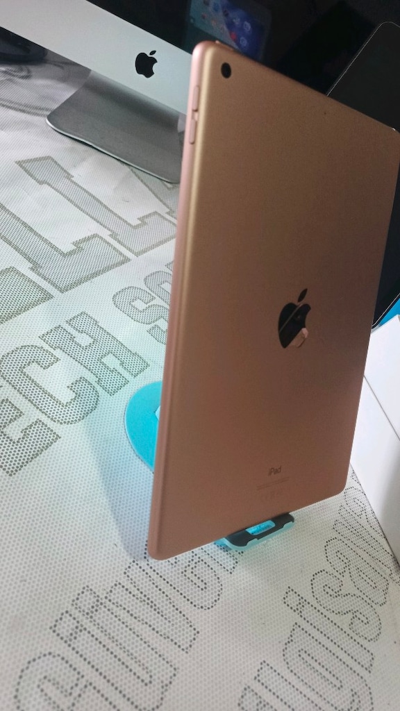 ipad 8.nesil 32gb kutu fatura tam - 3