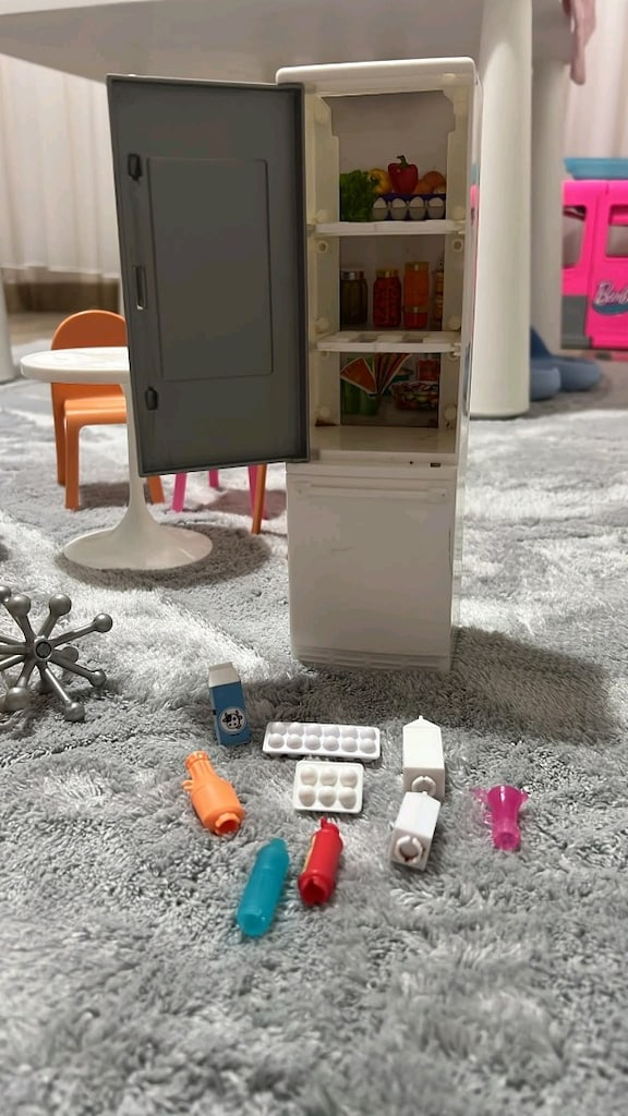 Kaydıraklı Asansörlü Büyük Oyuncak Barbie Evi – Arabalı, Çok Katlı - 19