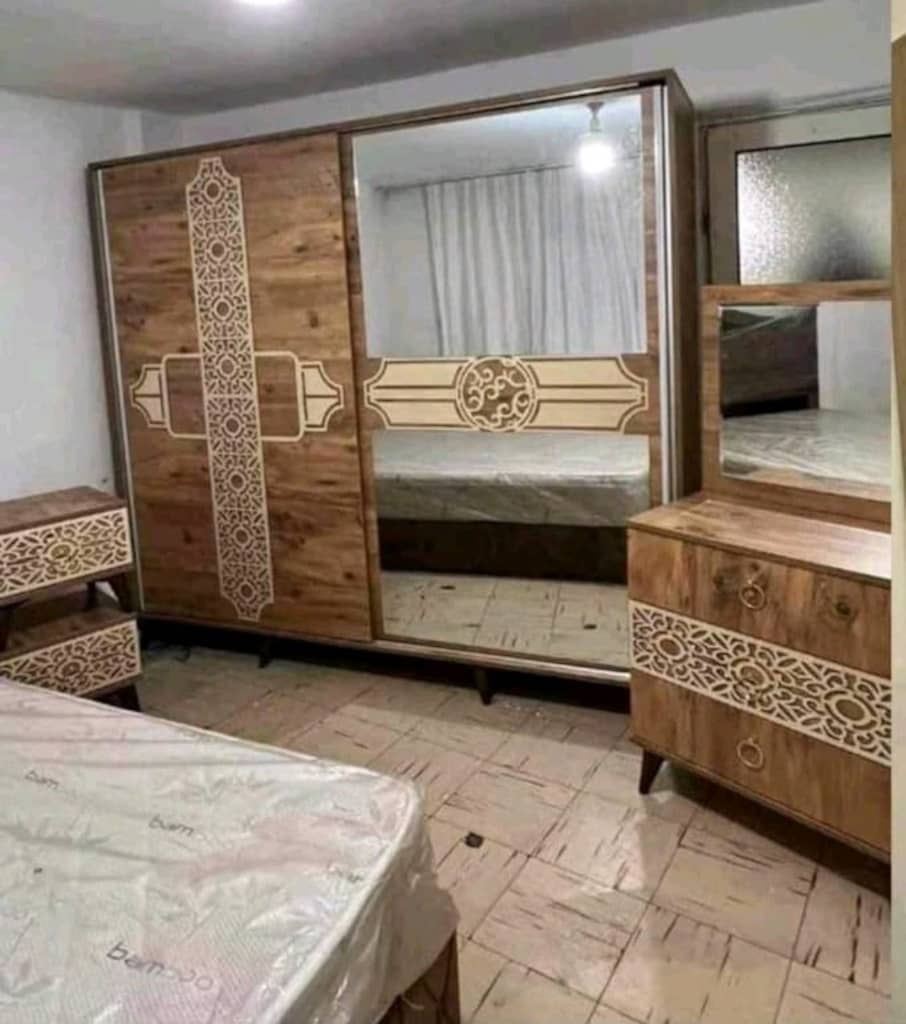 SIFIR UYGUN YATAK ODASI TAKIMI ( DOLAP + ŞİFONYER + 2 ad. KOMODİN ) - 7