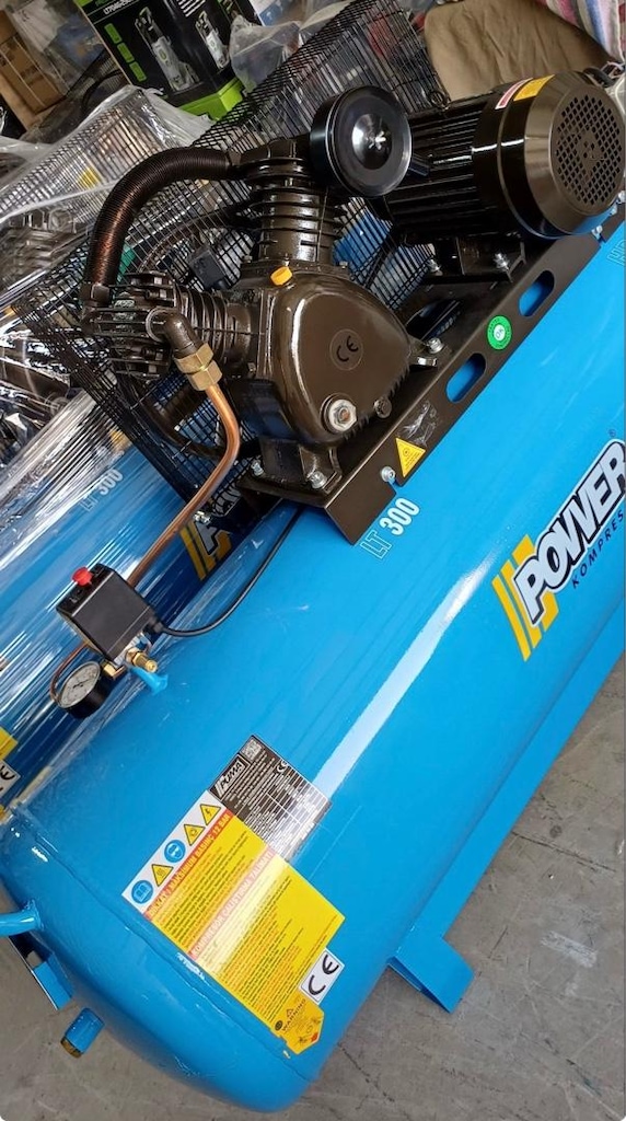 Ü 300 litre 12 var çift kademe kompresör - 6