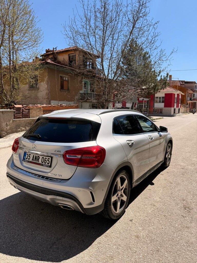 MERCEDES GLA 180CDI AMG 2015 - 12