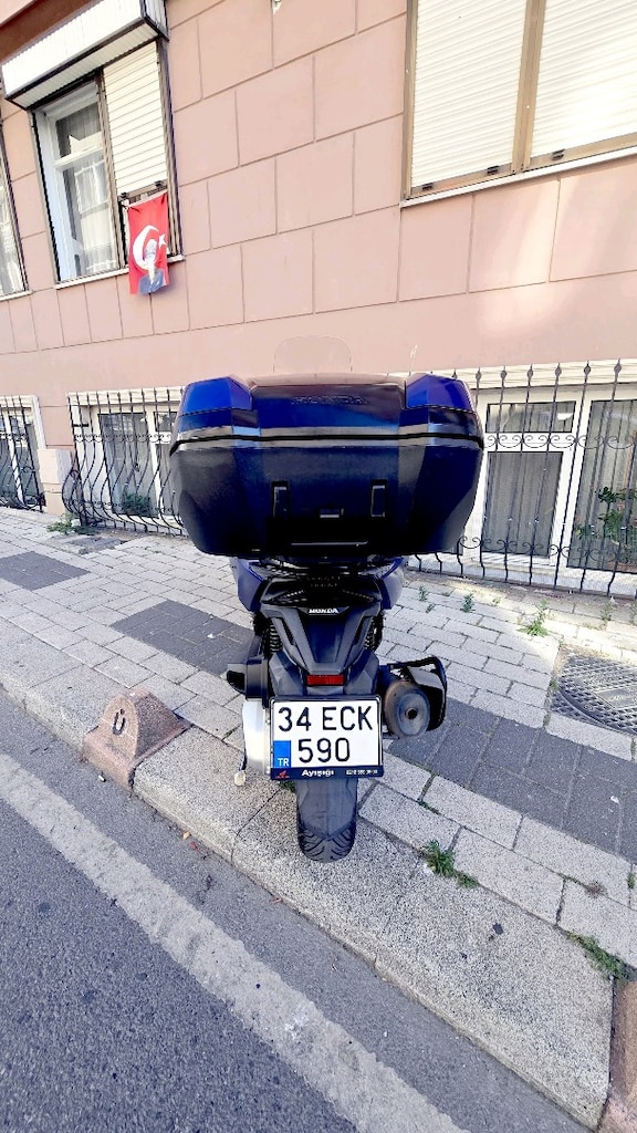 HONDA FORZA 250 - 2021 MODEL - İLK SAHİBİNDEN - 4