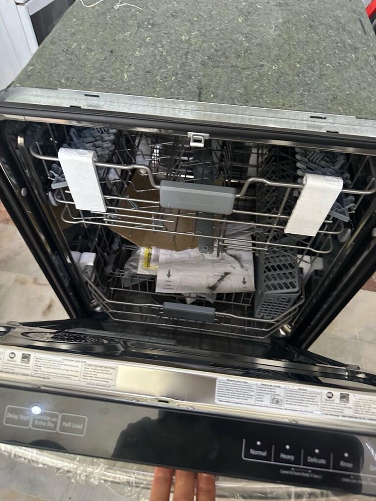 Samsung Amerikan Serisi Paslanmaz Çelik Ankastre Bulaşık Makinesi