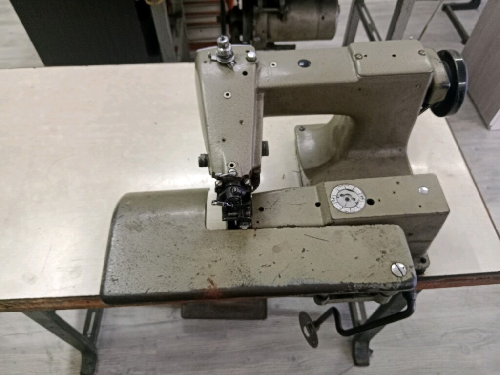 Paça dikme makinası