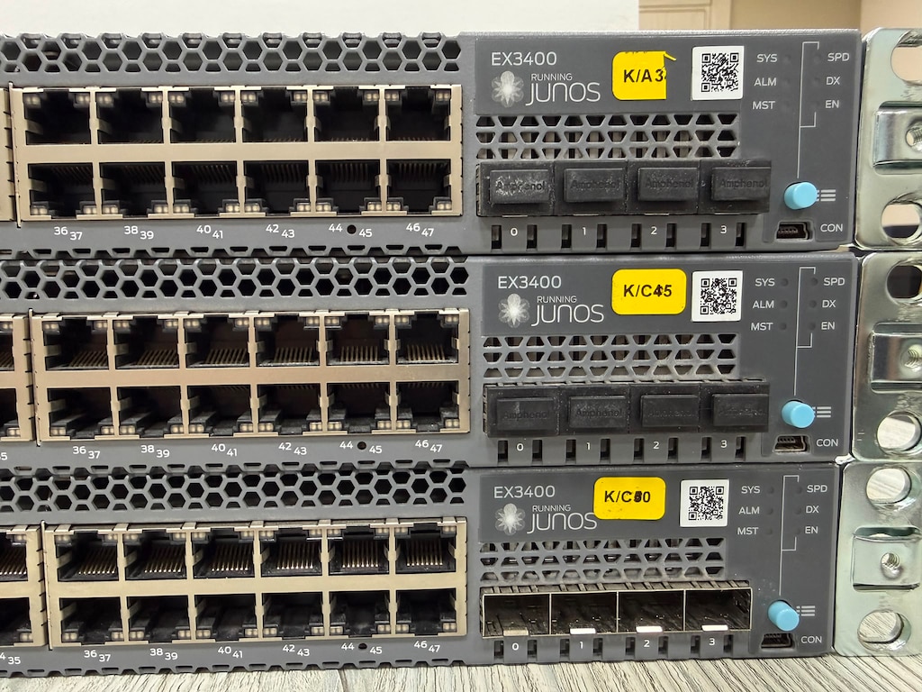 Juniper Networks EX3400 Serisi Kurumsal Ağ Anahtarı (Switch) - 2