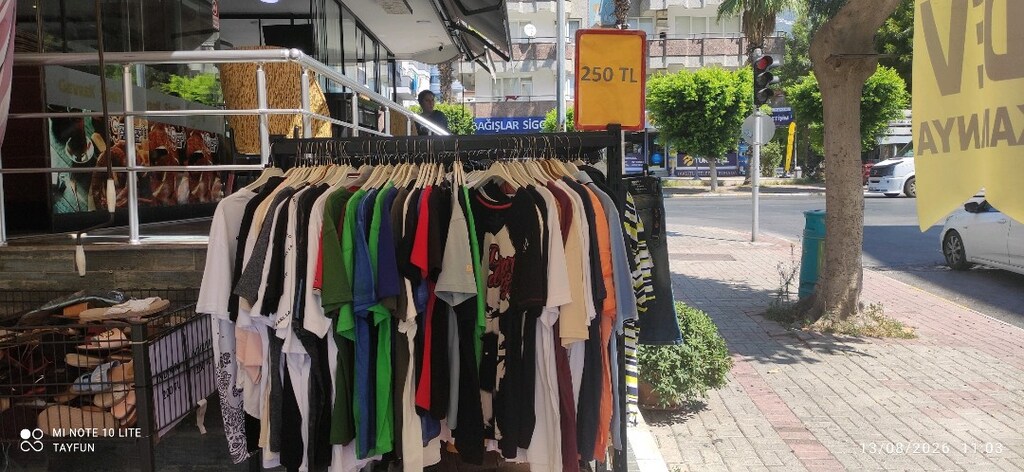 BÜYÜK İNDİRİM SPOR AYAKKABI. 300 TL BİRKENSTOCK. TERLİK. 250 TL - 11