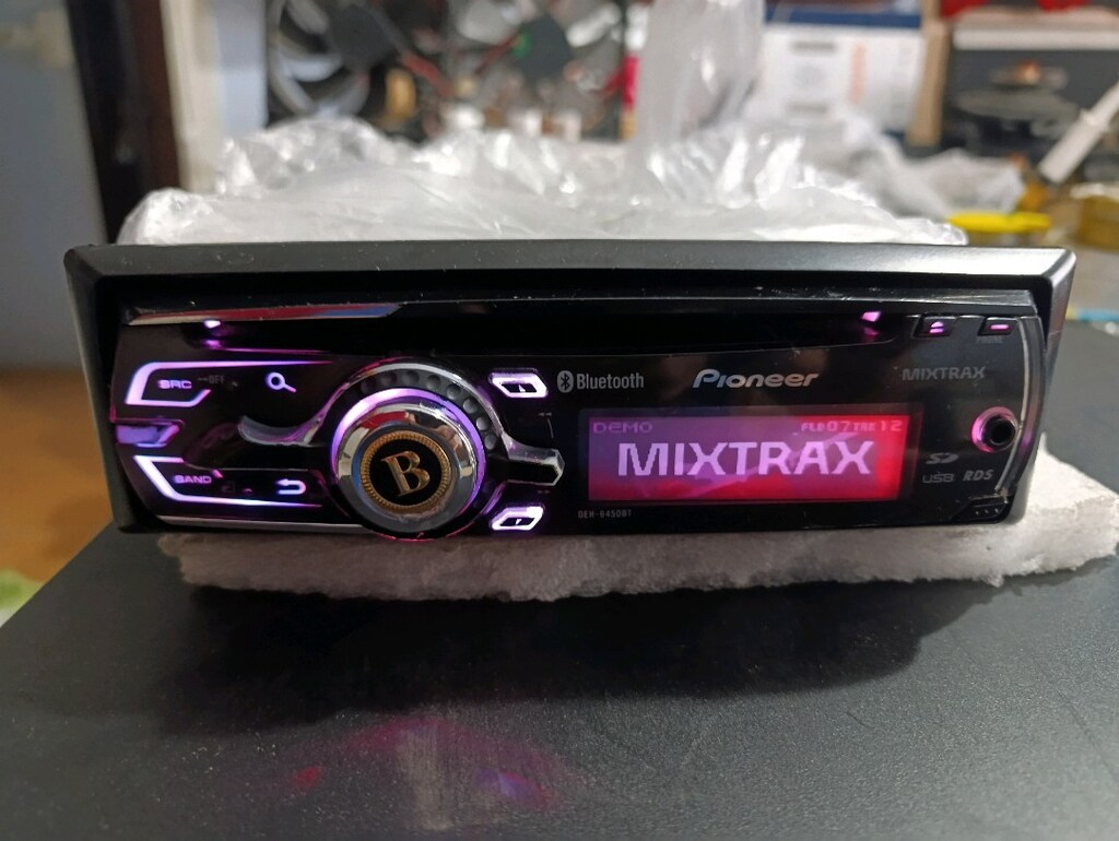 pioneer animasyonlu 6450bt 3 amfi cikisli kumandali prof cihaz - 6
