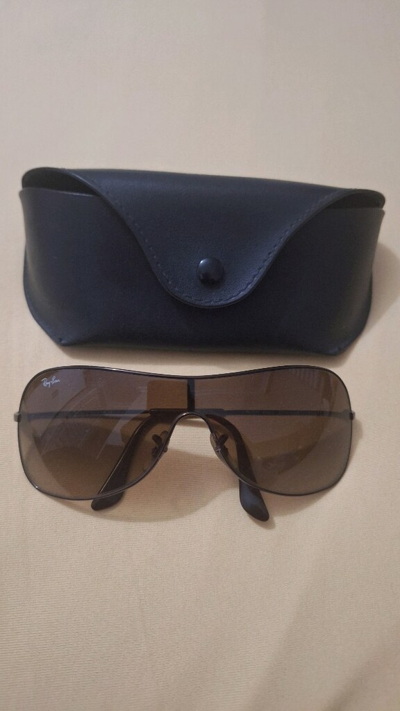 rayban gunes gozlugu sorunsuz temiz kullanildi