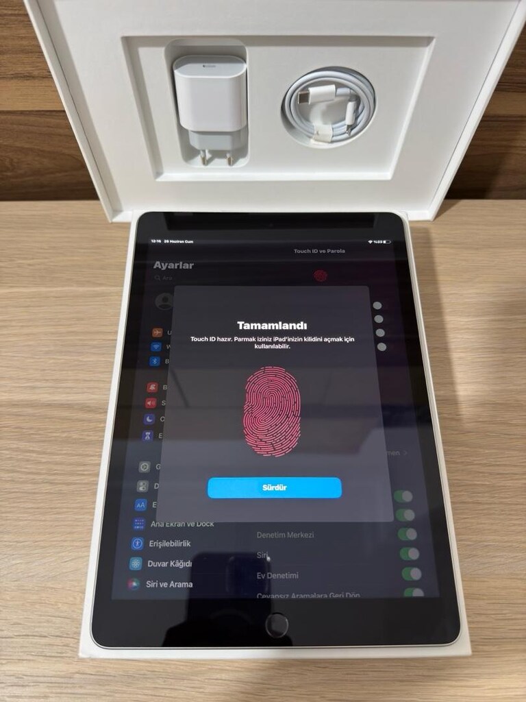 iPad 9 / 64 GB / Apple Pencil 1 - 3