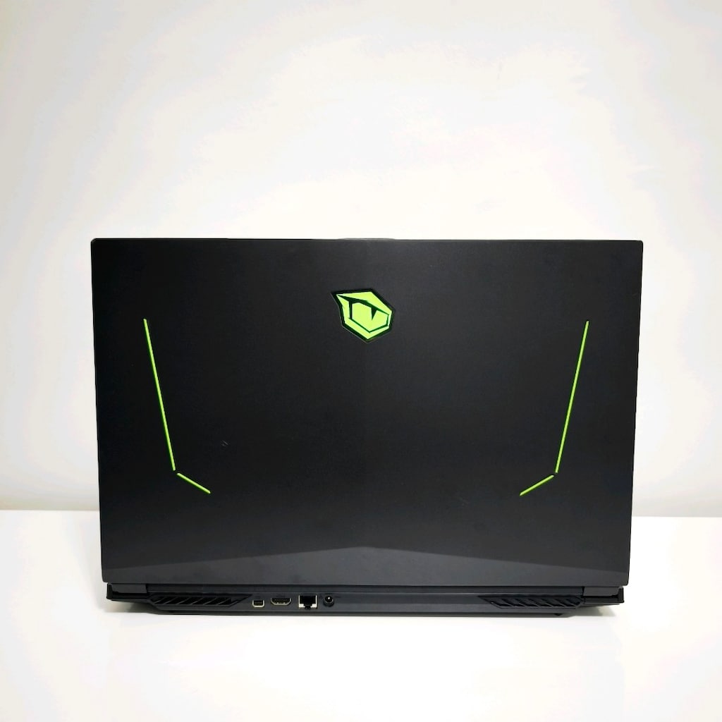 Monster / 64 Ram / 1 Tb Ssd / Rtx 3050ti / 17.3" Büyük Ekran / 144 Hz - 4