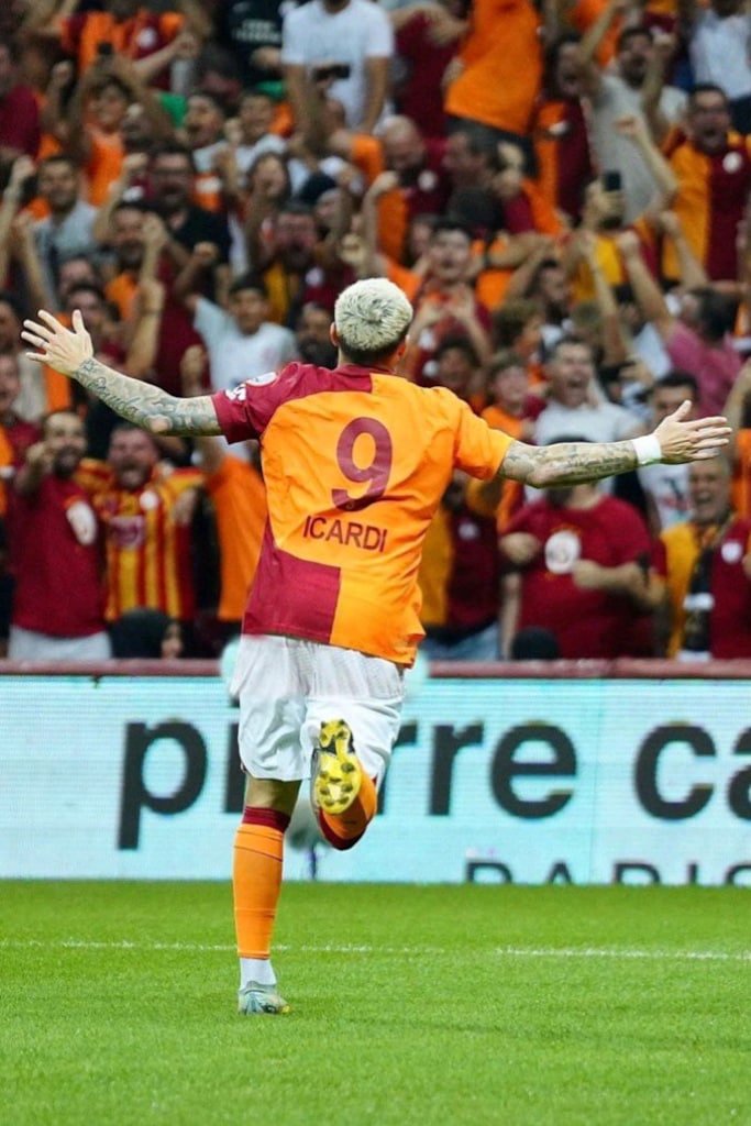 Çerçeveli Mauro İcardi Forması - 5