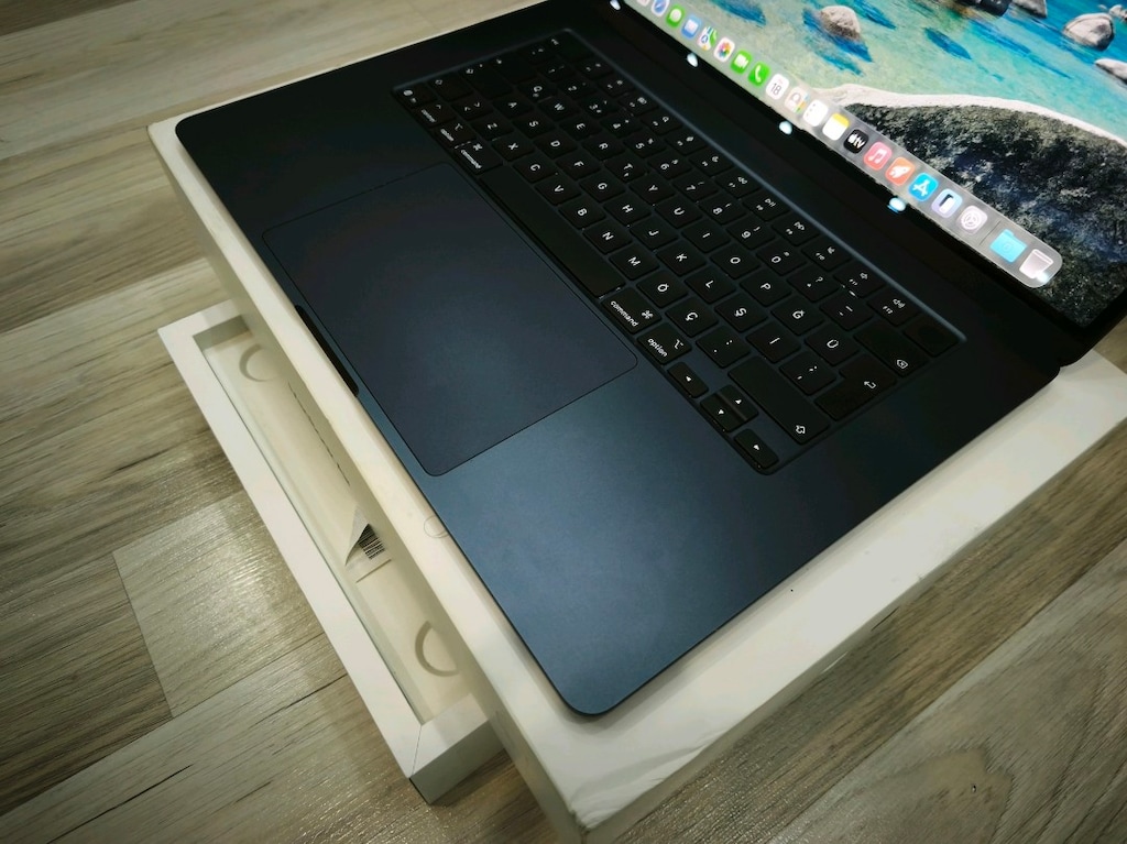 MACBOOK AİR M5 16.CB.RAM 512.CB.SSD 15.İNC .17.AY GARANTİLİ Sigortalı - 2
