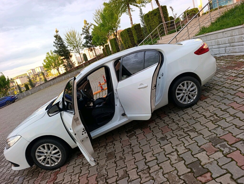 Araba Fluense 2015 model TOUCH PAKET - 2