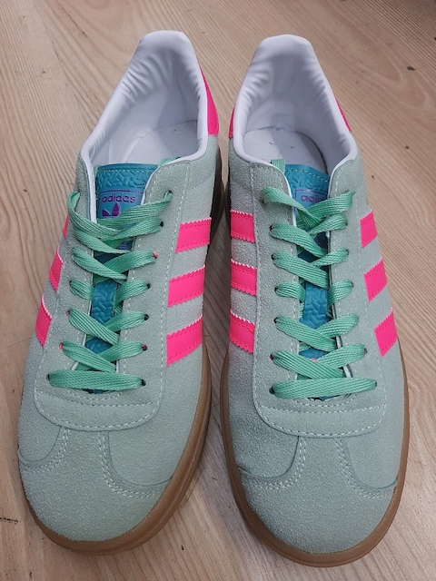 adidas gazelle model ayakkabı