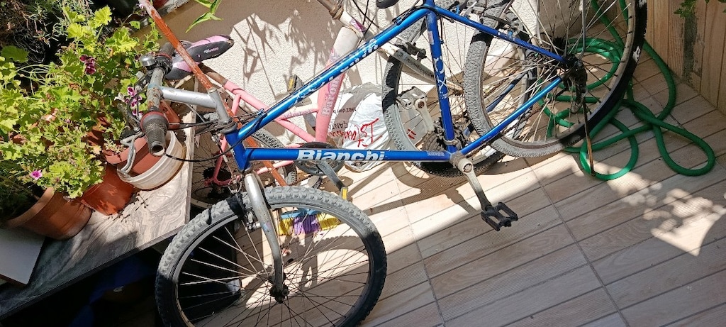 Bianchi marka bisiklet temiz sağlam - 2
