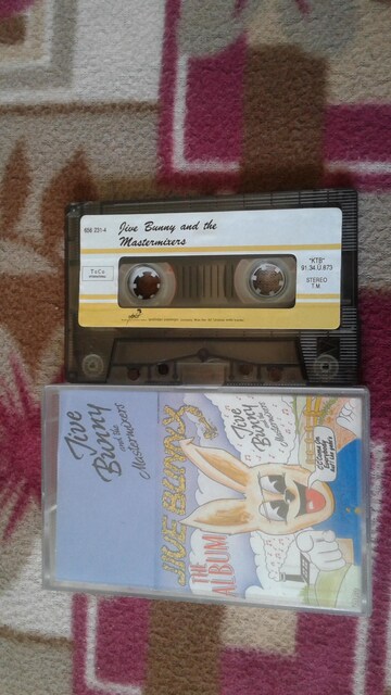 JIVE BUNNY AND THE MASTERMIXERS * JIVE BUNNY THE ALBUM