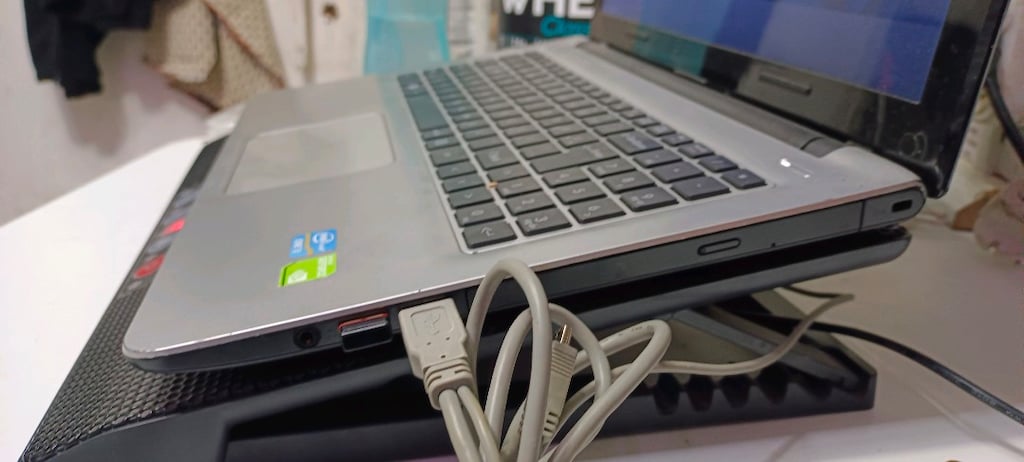 laptop - 2