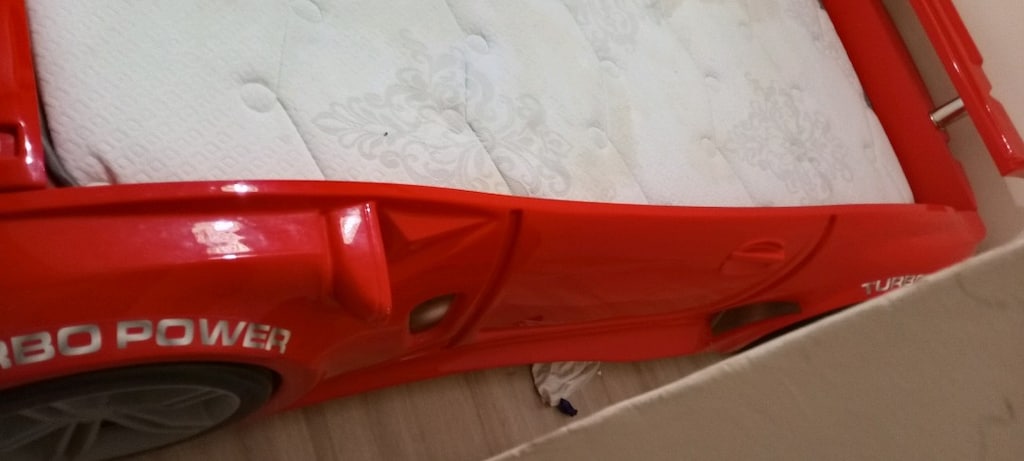 kırmızı arabalı yatak - 3