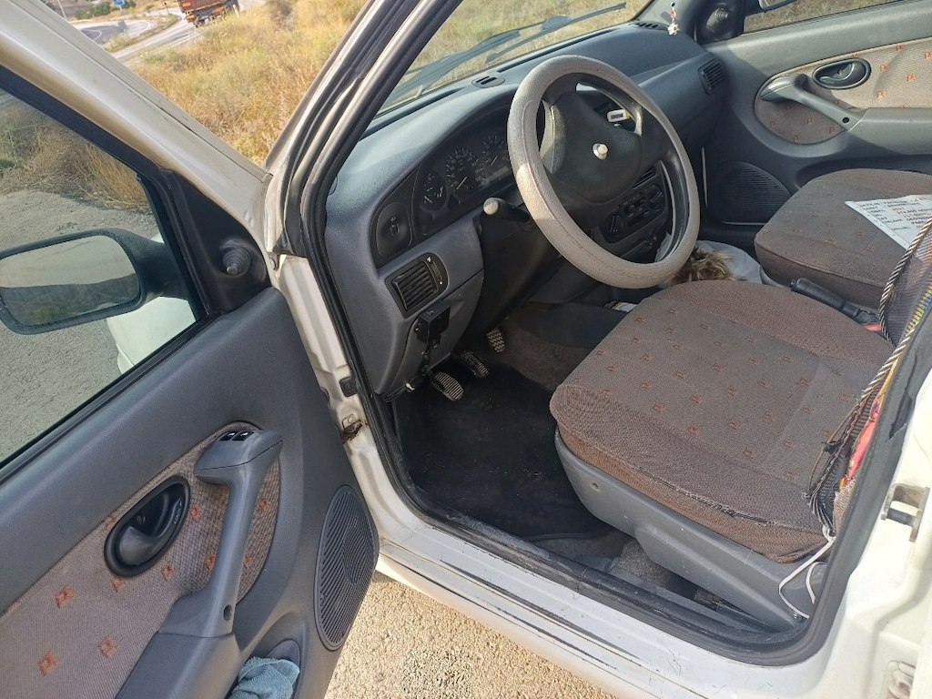 Palio 1.4 EL Steyşın kasa weelend 2001 - 4