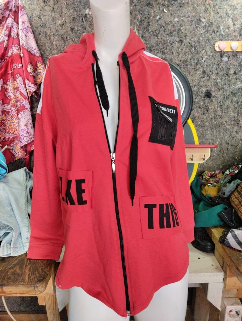 KAPŞONLU SWEAT