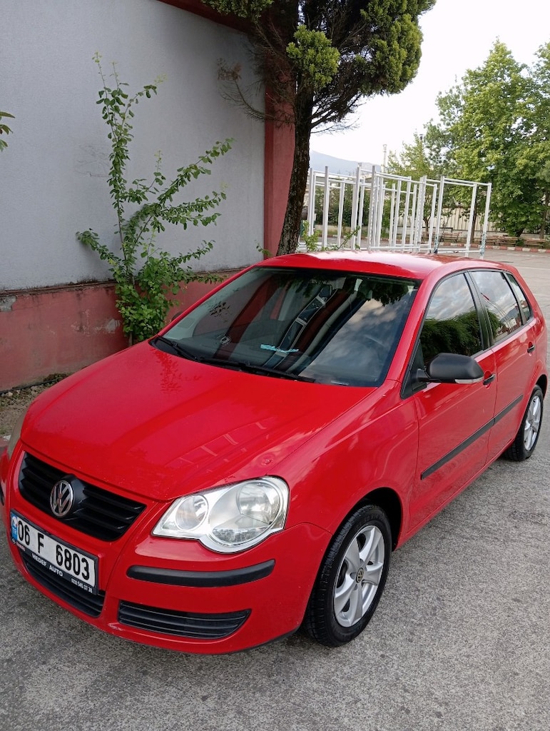 Volkswagen Polo - 4