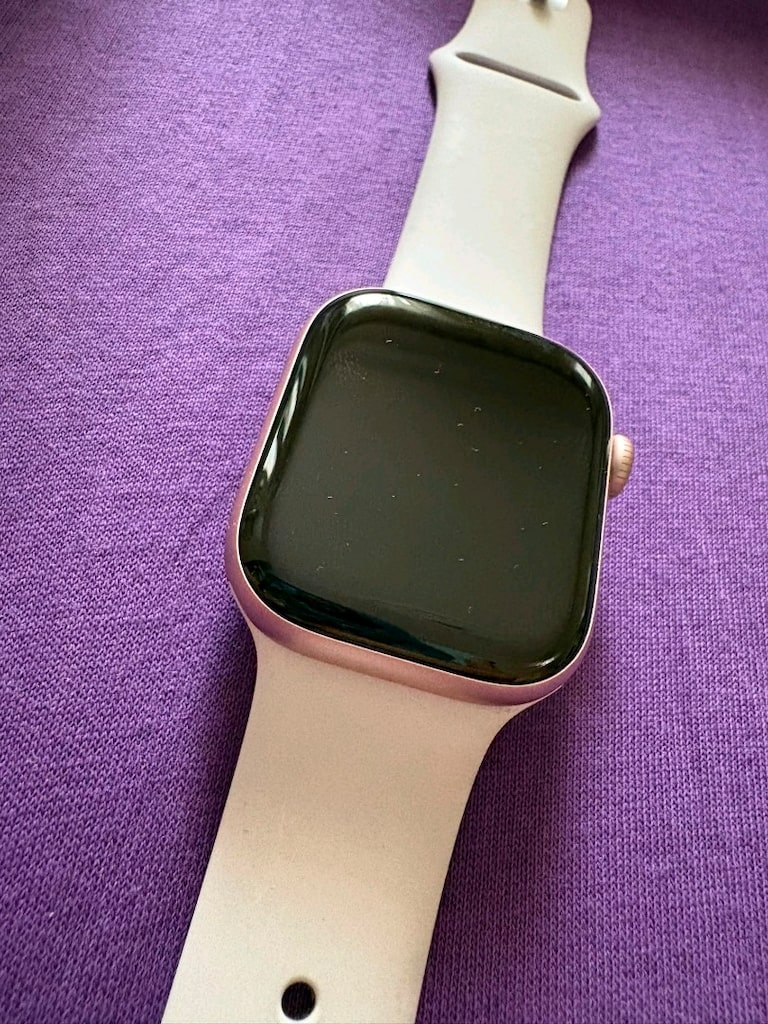 Acil satılık,Apple watch series 11 42mm Rose Gold - 3