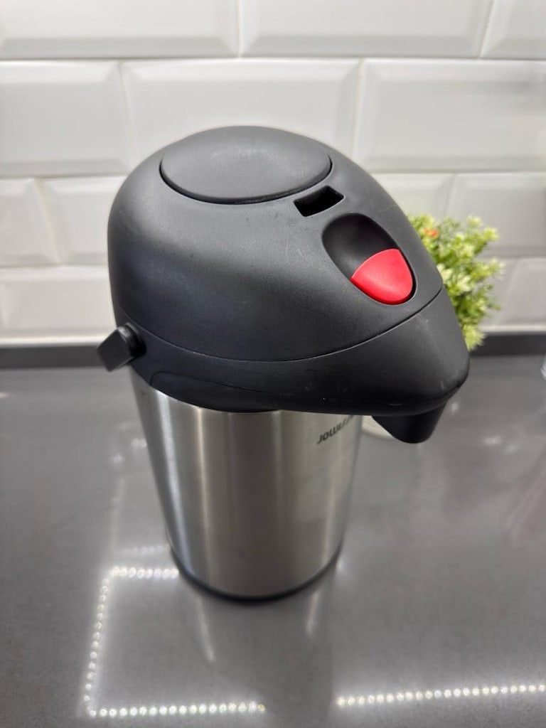 3 Litre Termos jowissa Marka üstten basmalı uygun fiyata menemendeyim - 2