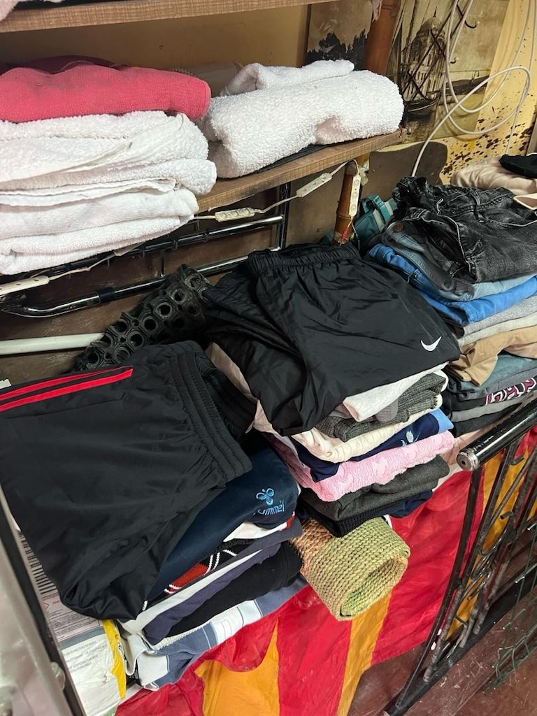 kot pantolon lar nıke adidas altları kışlık kazaklar gibi toplu satış - 2