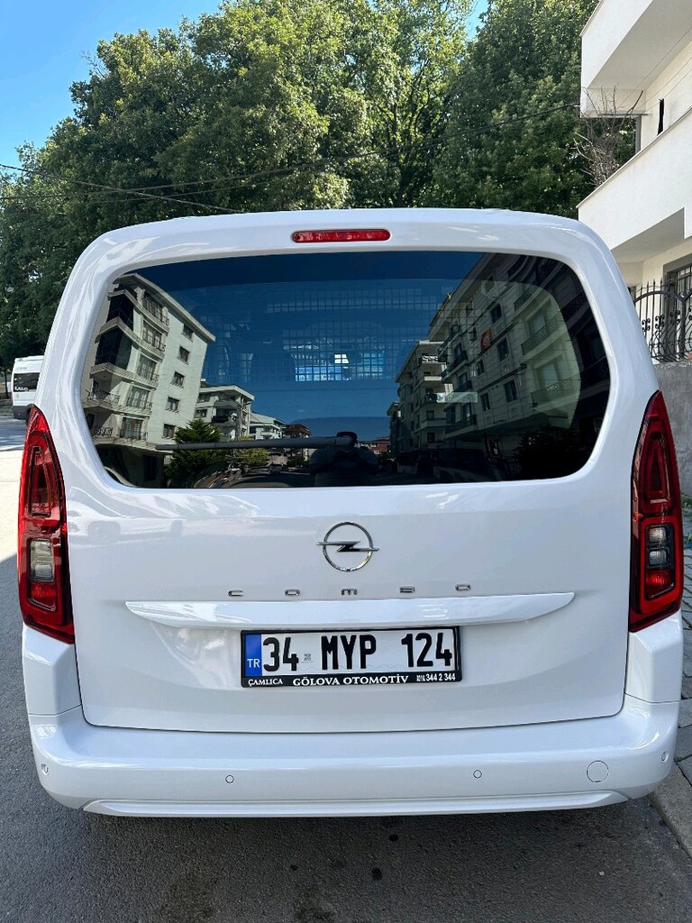 Opel combo life essential - 20