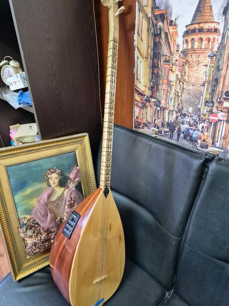 AÇİL SATILIK UZUN SAPLİ BAĞLAMA EKELAYZIR VAR TERTEMİZ 23 PERDELİ 40 t - 3