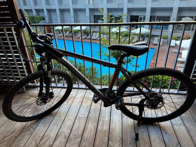 Bianchi RCX 326 – Alüminyum Kadro, 26 Jant, 21 Vites, Disk Fren