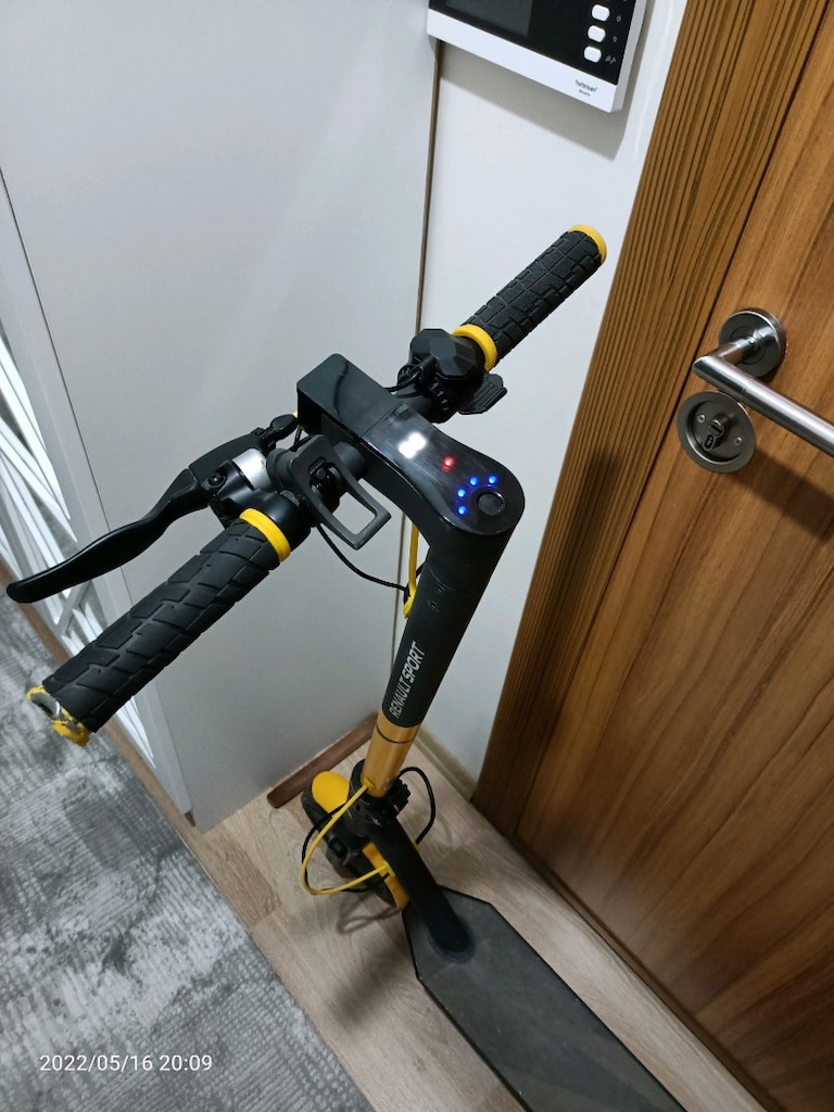 Scooter Renault rs - 3