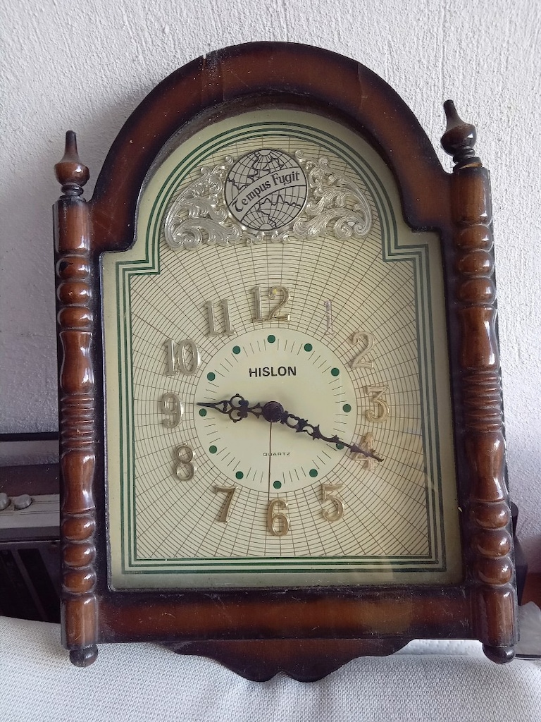 1966 imalı HİSLON DUVAR SAATİ - 2