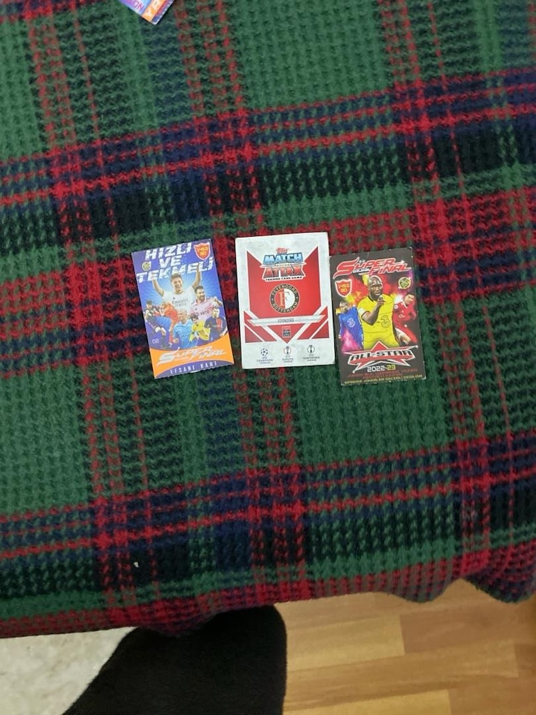 futbolcu kartı iyi durumda - 2