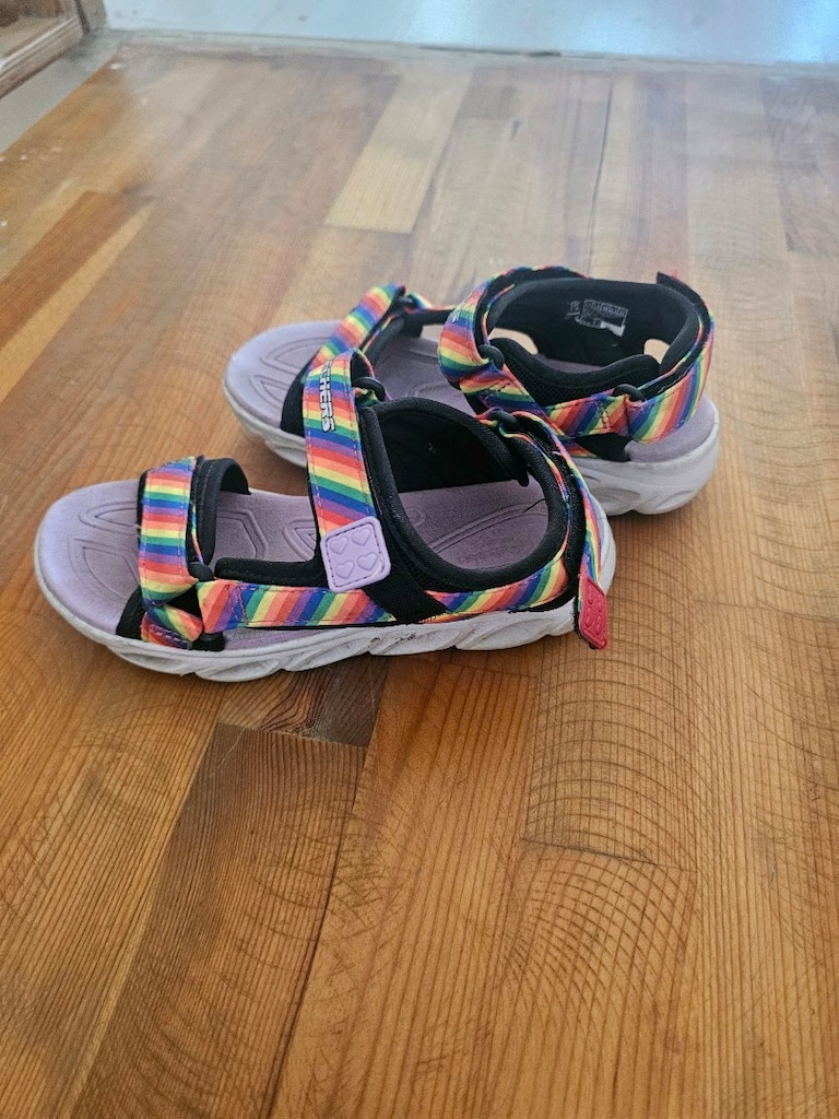 Skechers ışıklı sandalet - 7