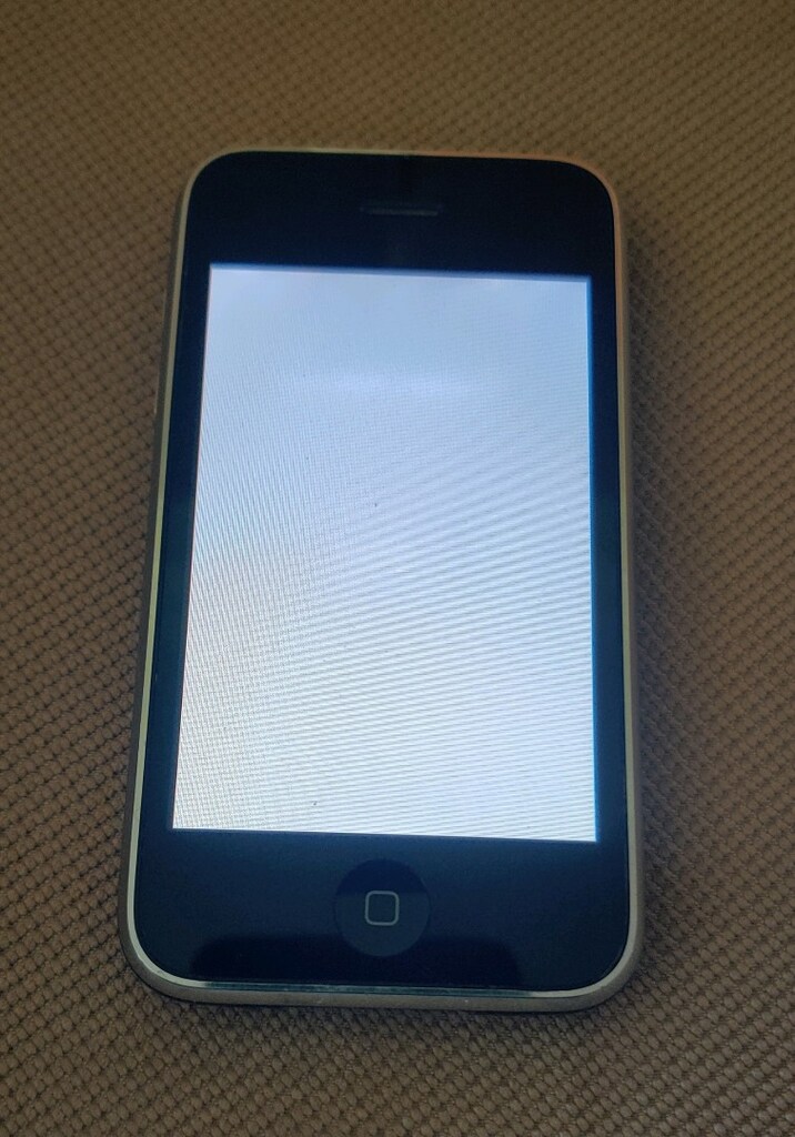 APPLE IPHONE 3G A1303. - 3