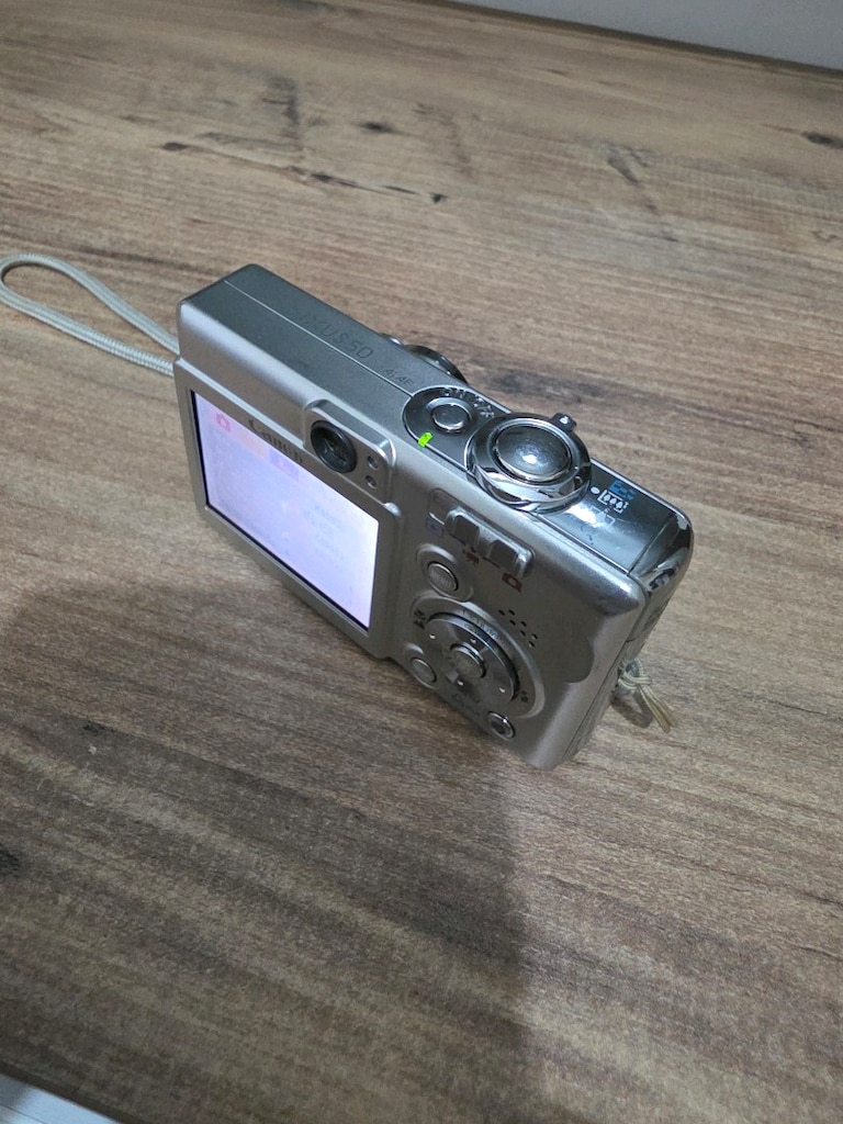 Canon Digital IXUS 50 - 5