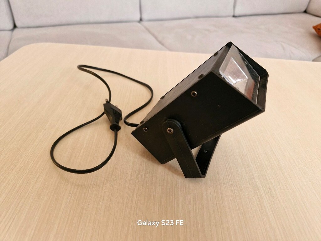 üç kademeli ıṣıldak