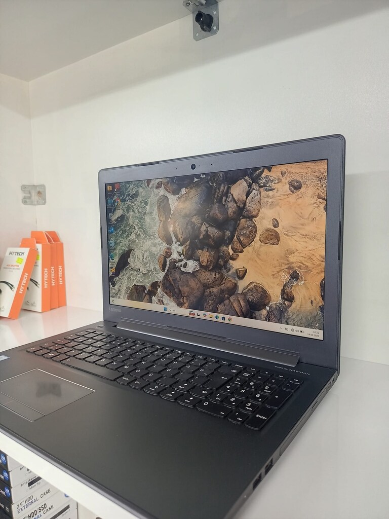LENOVO İ5 7200U İŞLEMCİ + 2GB HARİCİ EKRAN KARTI + 8GB DDR4 RAM - 8