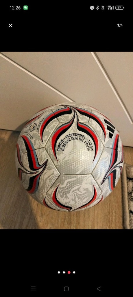 Futbol Topu Adidas Original - 2
