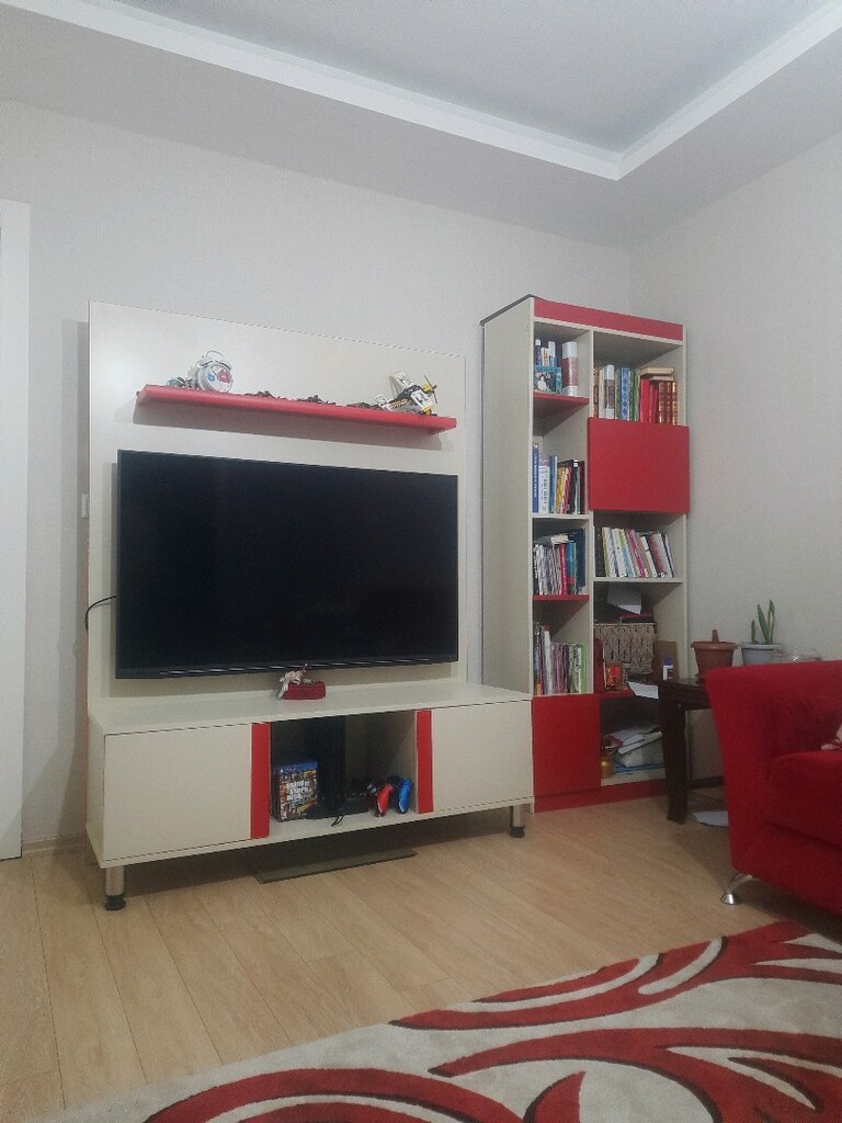 Tv ünitesi ve 2 adet kitaplık - 4